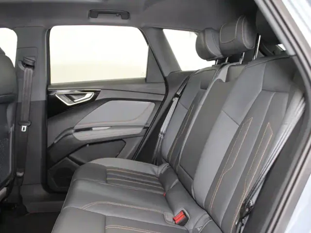 Audi Q4 e-tron — Фото автомобиля 8