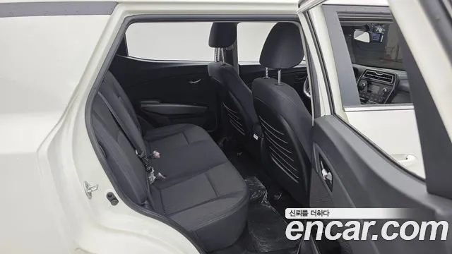 KG_Mobility_Ssangyong TIBOLI Very New Tivoli Бензин 1.5 2WD — Фото автомобиля 12