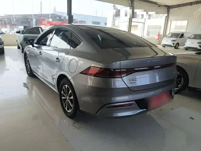 BYD Qin PLUS — Фото автомобиля 4
