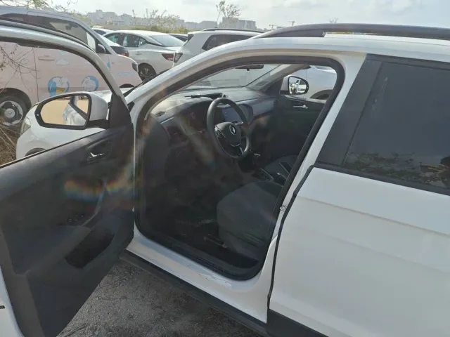 Volkswagen T-Cross — Фото автомобиля 4