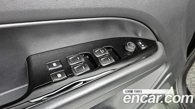 KG_Mobility_Ssangyong Rexton Новый Rexton Sport Khan Дизель 2.2 4WD — Фото автомобиля 20