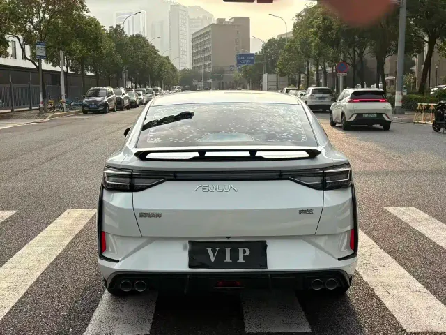 Dongfeng Yixuan — Фото автомобиля 17