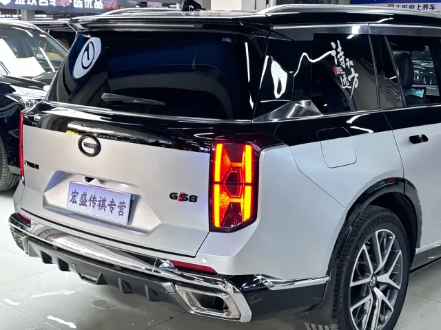 GAC Trumpchi GS8 — Фото автомобиля 7