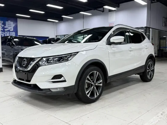 Фотография автомобиля — Nissan Qashqai