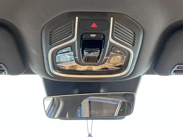 Geely Galaxy Starship 7 EM-i — Фото автомобиля 23