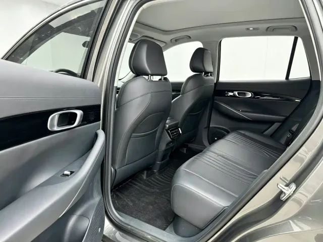 Geely Galaxy E5 — Фото автомобиля 6