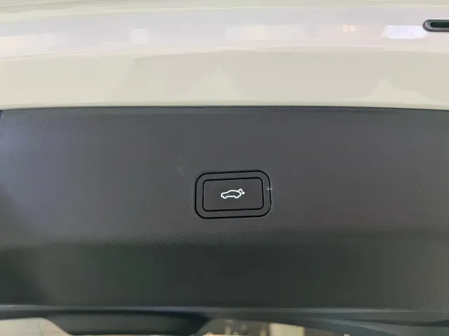 Geely Xingyue L — Фото автомобиля 20