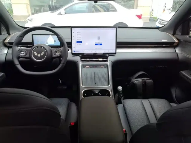 Wuling Starlight S — Фото автомобиля 9