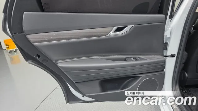 Genesis G80 Бензин 3.5 турбо AWD — Фото автомобиля 5