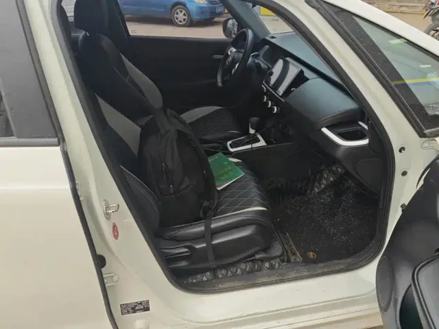 Honda Fit — Фото автомобиля 8