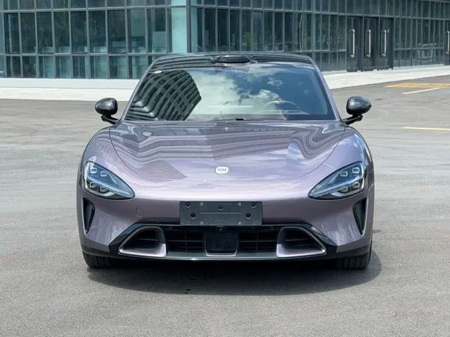 Xiaomi SU7 — Фото автомобиля 2