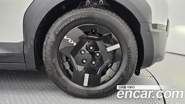 Kia PV5 — Фото автомобиля 6