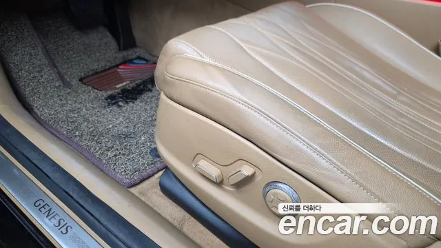 Genesis G80 RG3 — Фото автомобиля 30