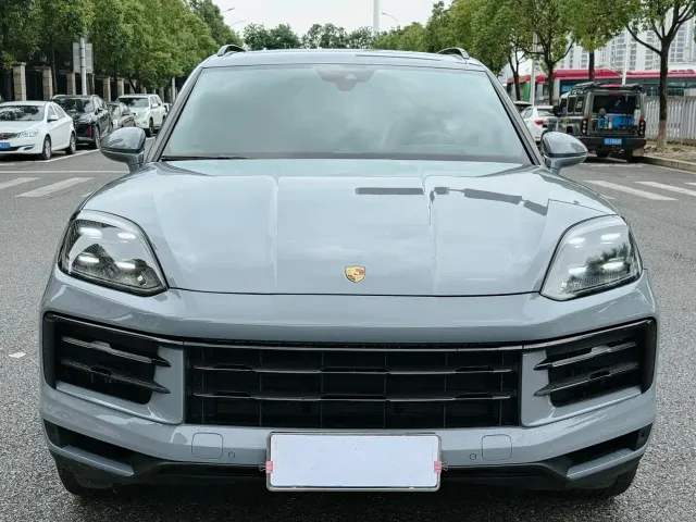 Porsche Cayenne — Фото автомобиля 2