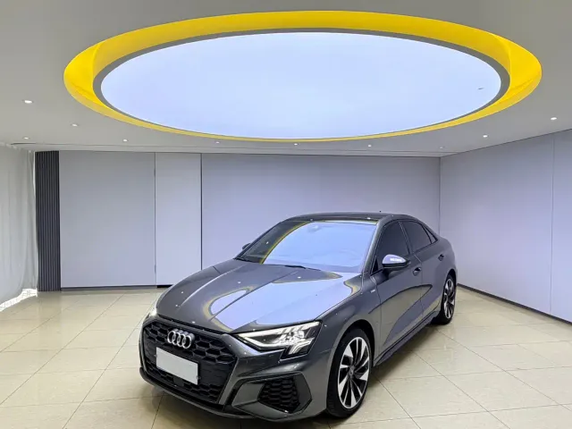 Фотография автомобиля — Audi A3