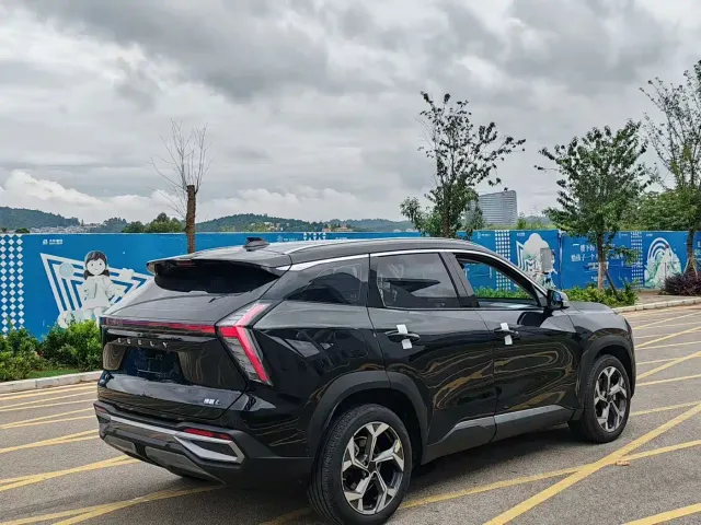 Geely Boyue L — Фото автомобиля 8