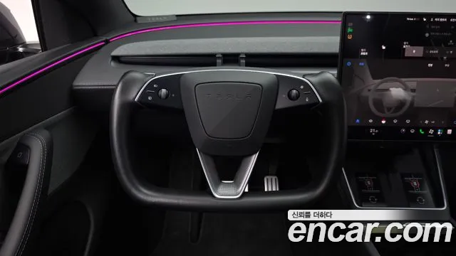 Tesla Model Y — Фото автомобиля 19