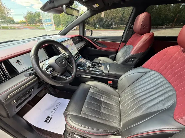 GAC Trumpchi M8 — Фото автомобиля 4
