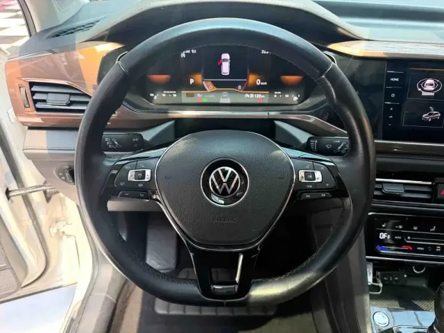 Volkswagen Tharu — Фото автомобиля 5