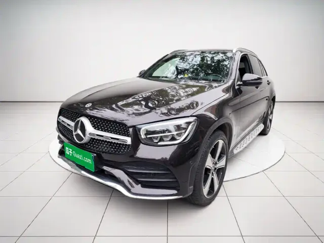 Фотография автомобиля — Mercedes-Benz GLC-Class