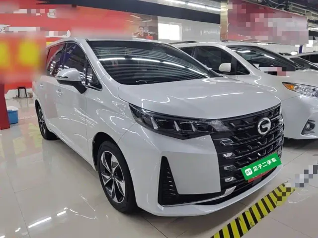 GAC Trumpchi M6 — Фото автомобиля 3