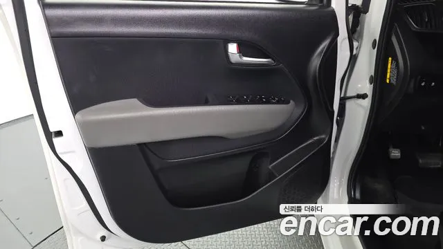 Kia RAY Новый Kia Ray Prestige — Фото автомобиля 23