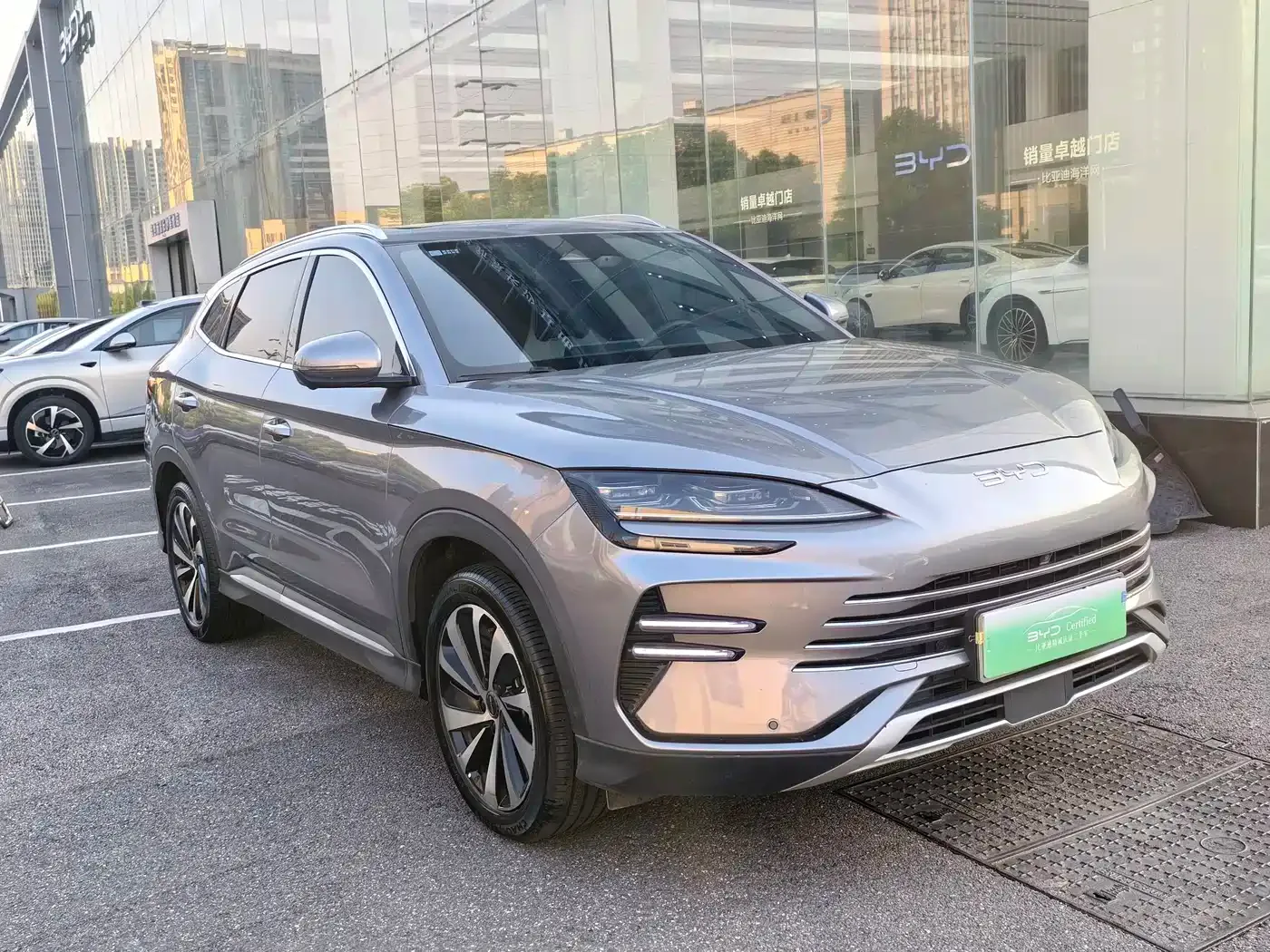 BYD Song PLUS PHEV 2023 Champion Edition DM-i 110KM Flagship PLUS — Фото автомобиля 3