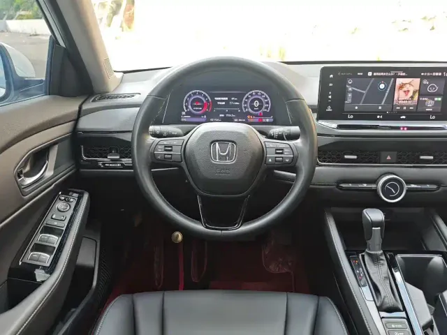 Honda Inspire — Фото автомобиля 4