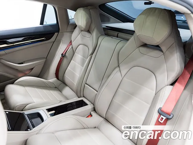 Porsche Panamera 976 — Фото автомобиля 17