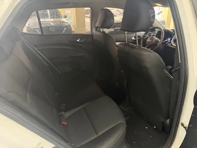 Kia KX1 — Фото автомобиля 9