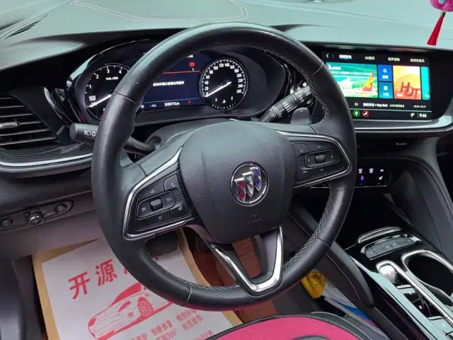 Buick Envision Plus — Фото автомобиля 15