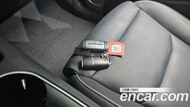 Genesis GV70 Electrified GV70 — Фото автомобиля 16