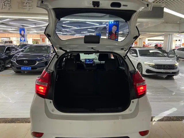 Toyota YARiS L Zhi Xuan — Фото автомобиля 11