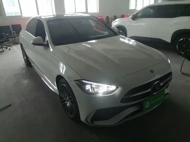 Mercedes-Benz C-Class — Фото автомобиля 3