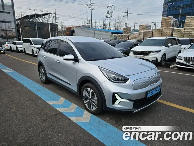 Kia Niro Niro Plus Earth — Фото автомобиля 2