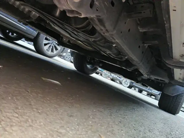 Toyota Prado — Фото автомобиля 8