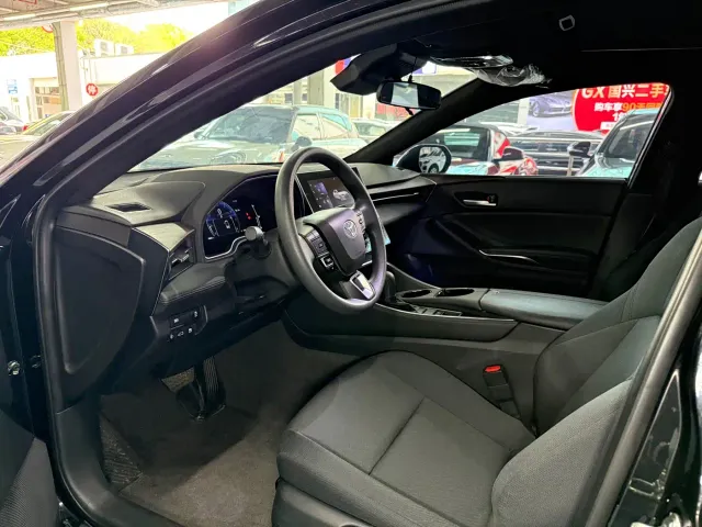Toyota Avalon — Фото автомобиля 7