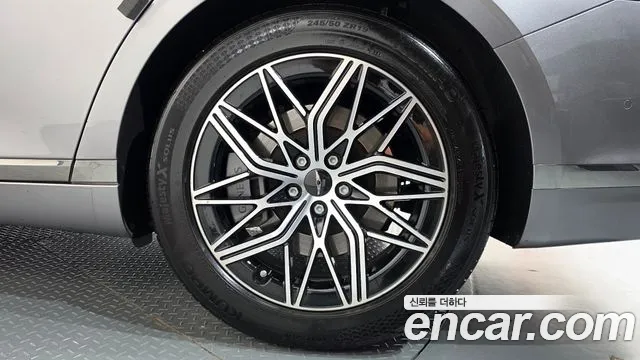 Genesis G90 Бензин 3.5 турбо AWD — Фото автомобиля 6