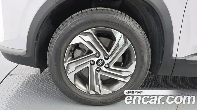 Hyundai Santa Fe Santa Fe (New) — Фото автомобиля 4