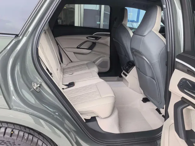 Audi Q5L — Фото автомобиля 4