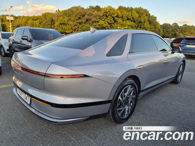Hyundai Grandeur GN7 — Фото автомобиля 6