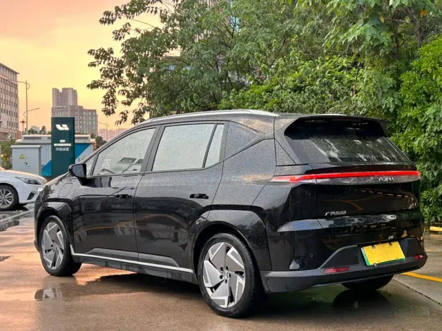 Hycan Z03 — Фото автомобиля 26