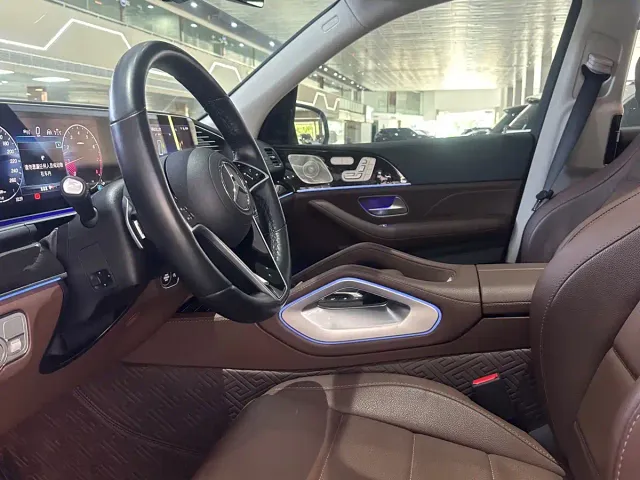 Mercedes-Benz GLE-Class — Фото автомобиля 4