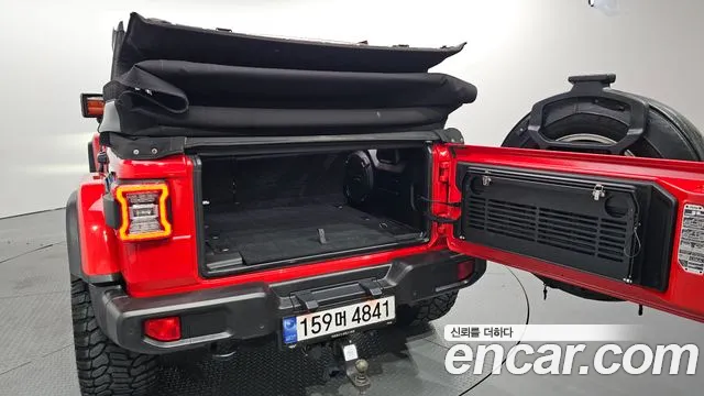 Jeep Wrangler Wrangler (JL) 2.0 Overland 4 двери — Фото автомобиля 16