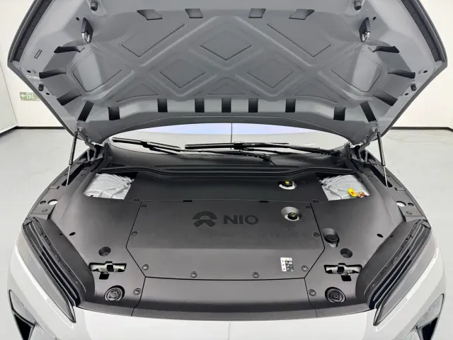 Nio ET5 Touring — Фото автомобиля 18