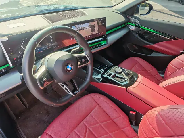 BMW 5 Series — Фото автомобиля 12