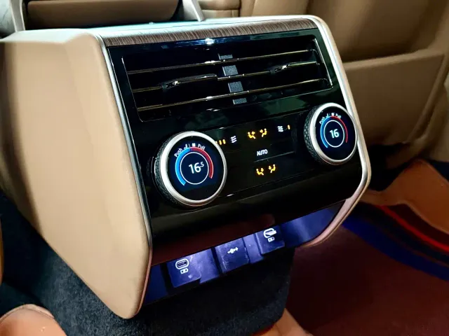 Land Rover Range Rover — Фото автомобиля 19