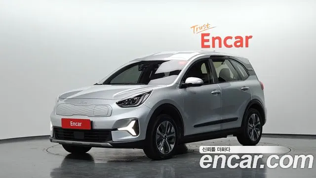 Фотография автомобиля — Kia Niro