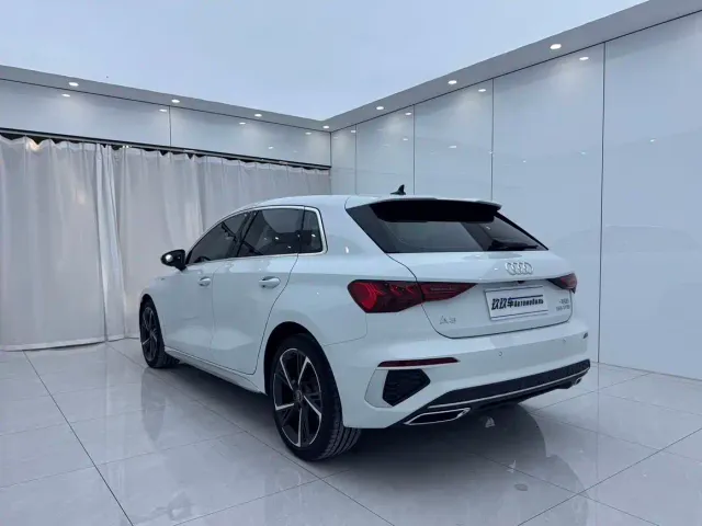 Audi A3 — Фото автомобиля 4