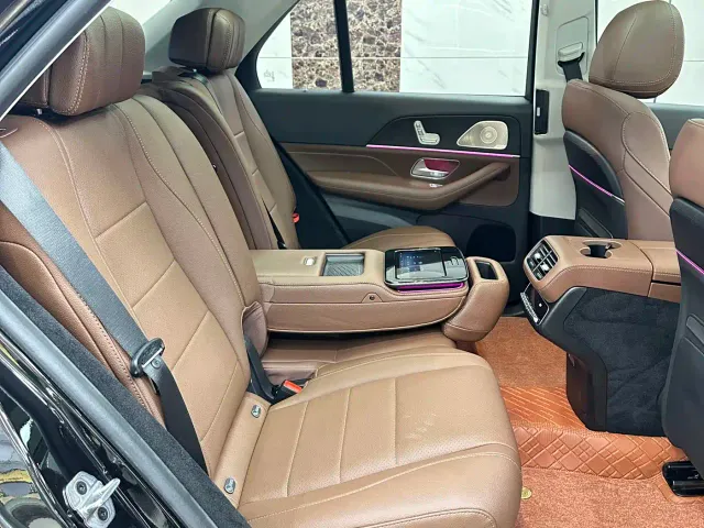 Mercedes-Benz GLE-Class — Фото автомобиля 14